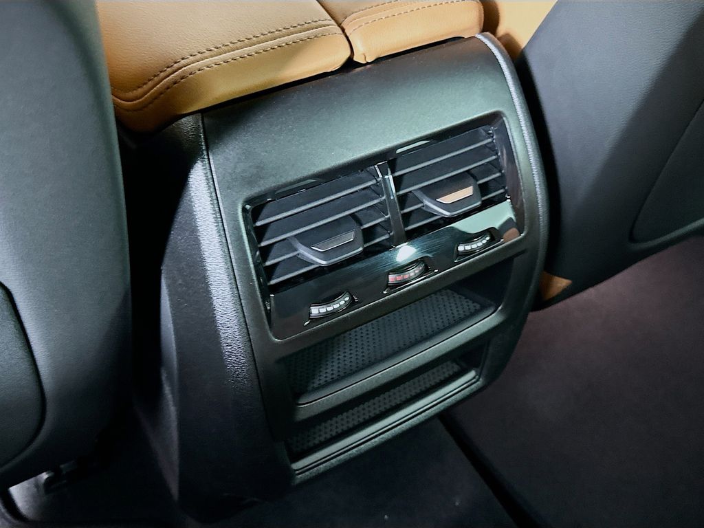 Thumbnail: 2026 BMW X5 - 18