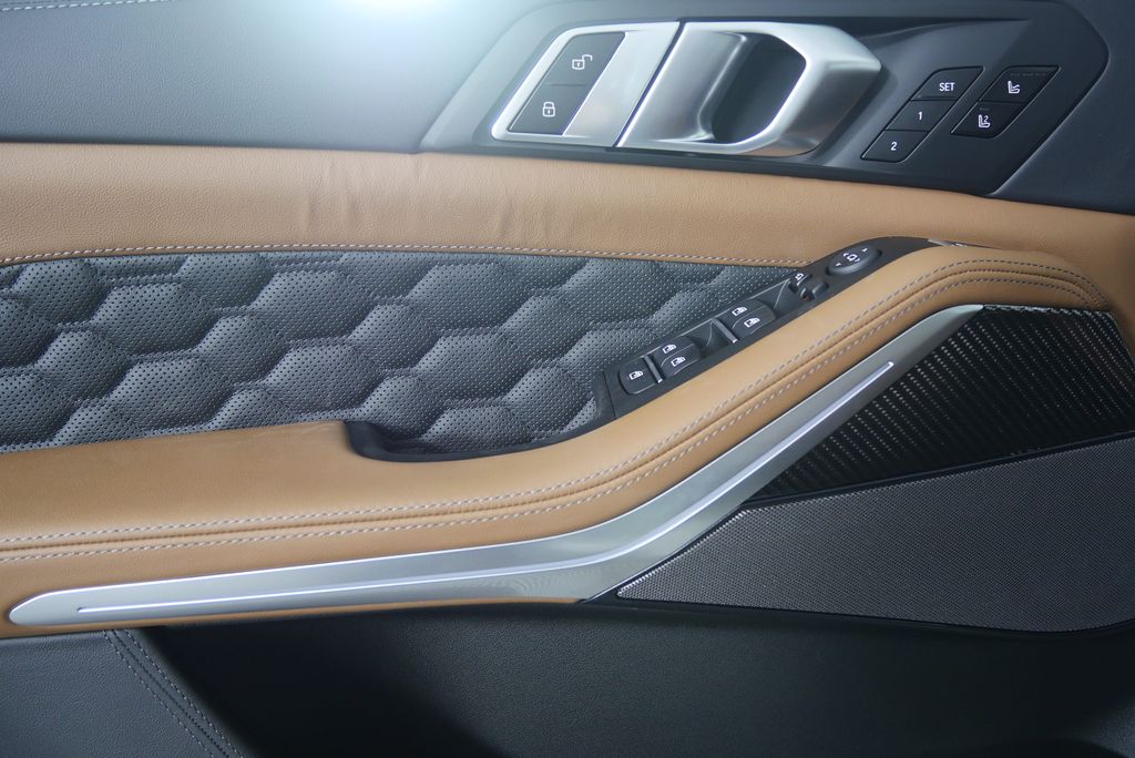 Thumbnail: 2026 BMW X5 - 9