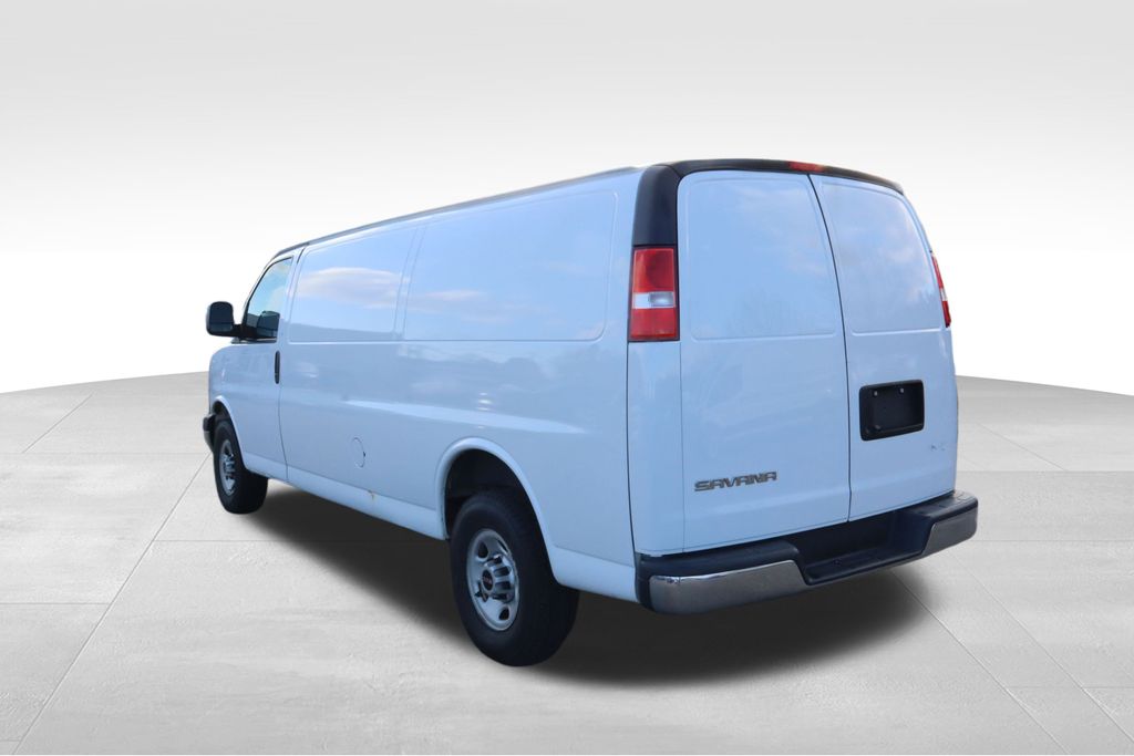 2017 GMC Savana 2500 Work Van 12