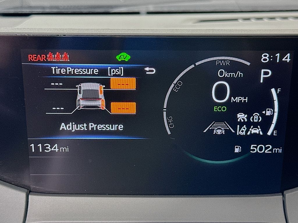 Thumbnail: 2024 Toyota Prius - 12