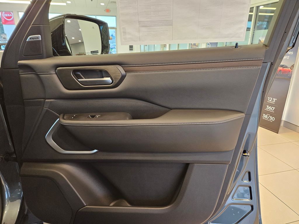 2026 Nissan Armada Platinum