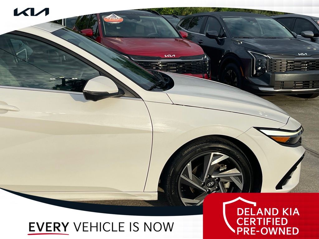 Used 2024 Hyundai Elantra Sedan