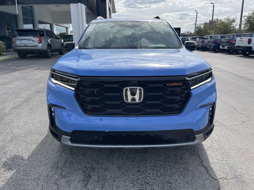 2025 Honda Pilot TrailSport 2