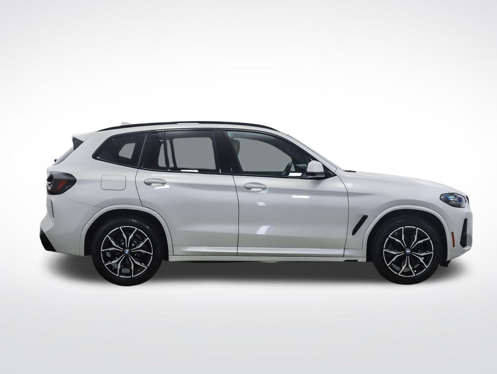Thumbnail: 2023 BMW X3 - 6