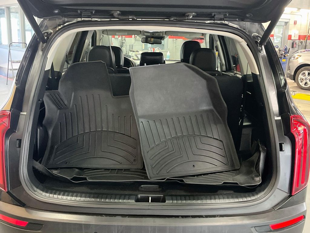 Used 2022 Black Copper Kia EX image 27
