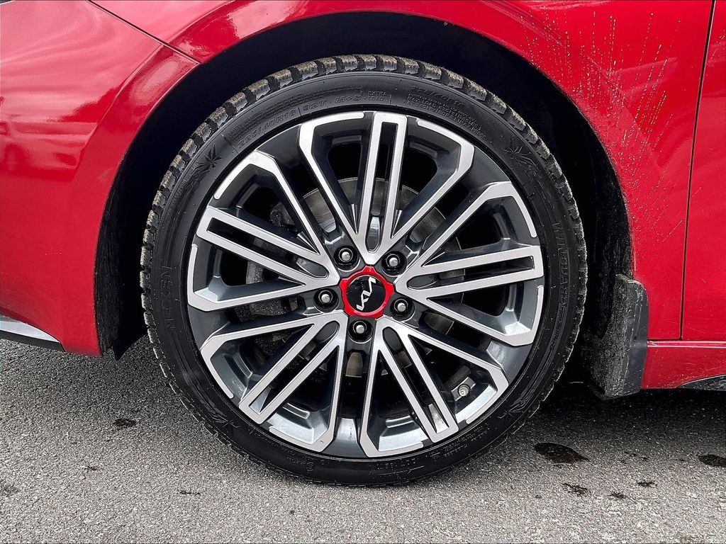 2021 Kia Forte — photo 22