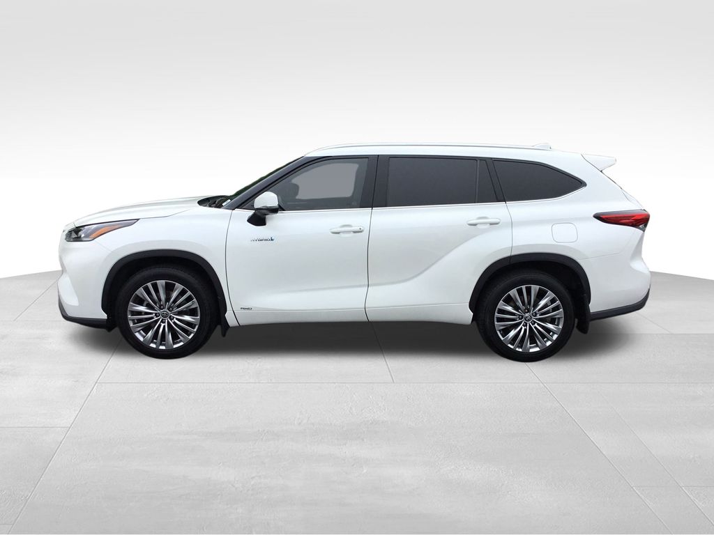 2021 Toyota Highlander Platinum 2