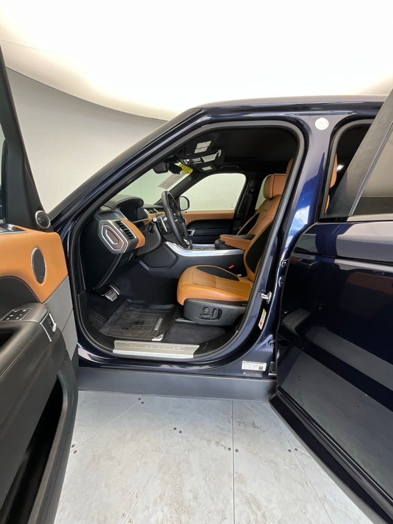 Thumbnail: 2019 Land Rover Range Rover Sport - 6