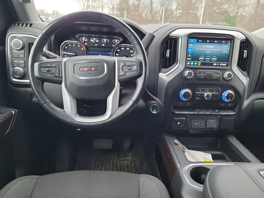 2022 GMC Sierra 1500 Limited Elevation 9