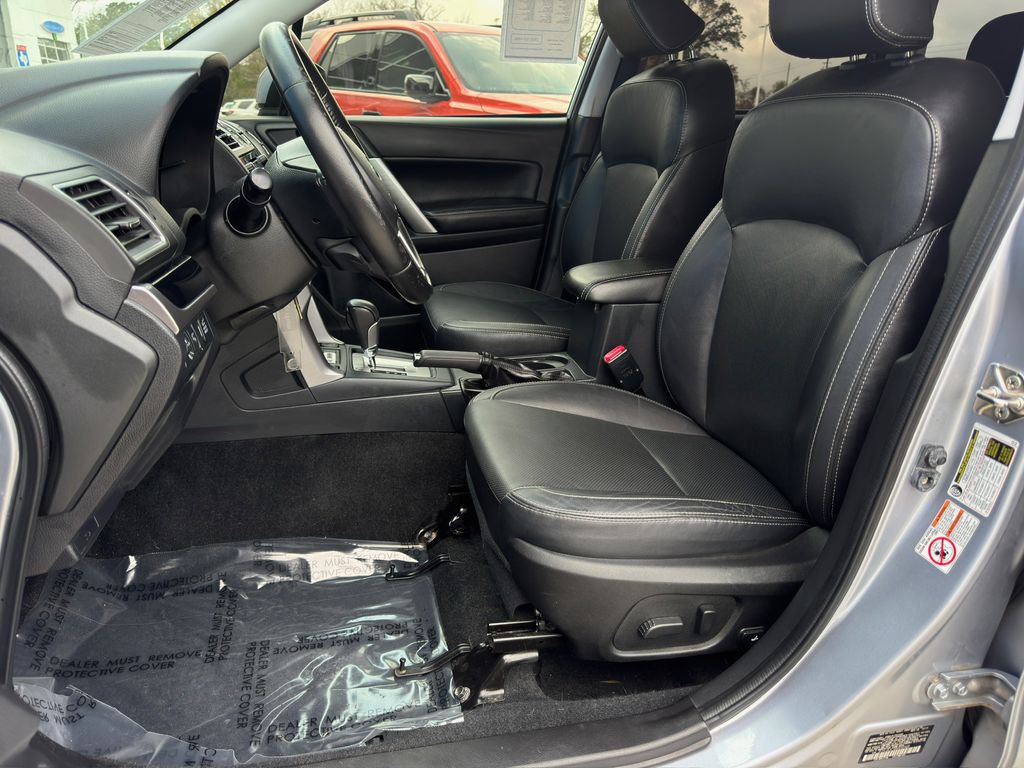 2017 Subaru Forester 2.5i Limited - 10
