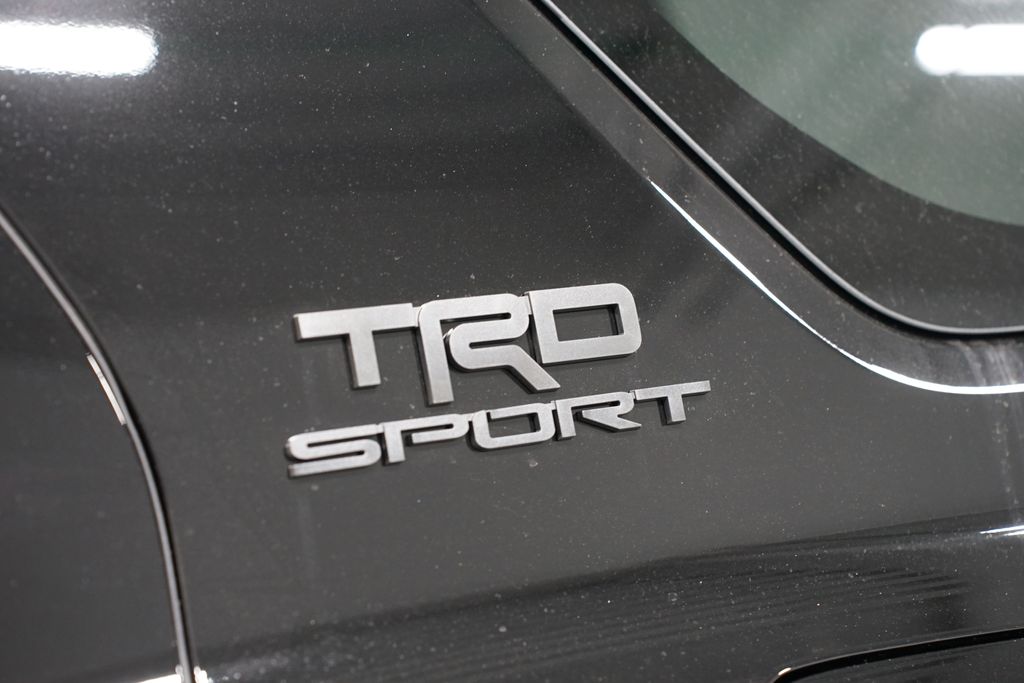 Thumbnail: 2025 Toyota 4Runner - 11