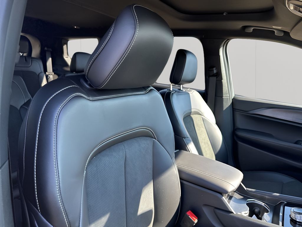 New Car 2025 Jeep Grand Cherokee L  For Sale Under $50,000 In Austin, Texas