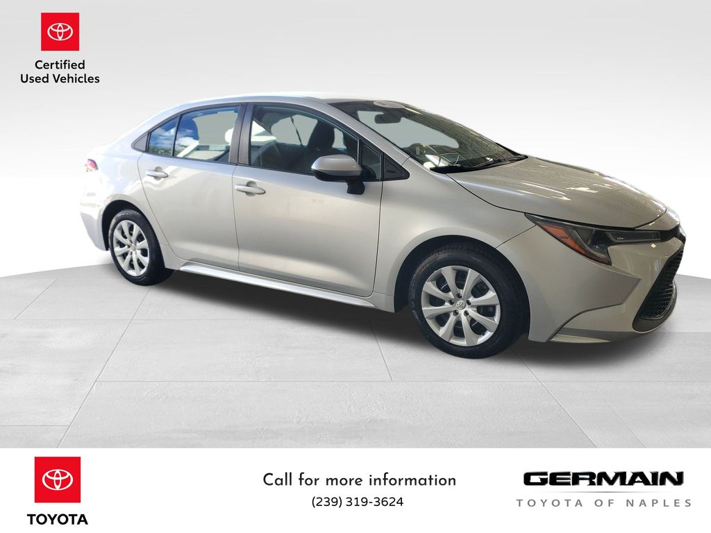 2022 Toyota Corolla LE photo 4