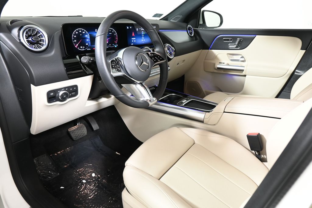 Thumbnail: 2025 Mercedes-Benz GLA - 14
