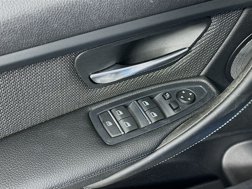 Thumbnail: 2017 BMW M3 - 18