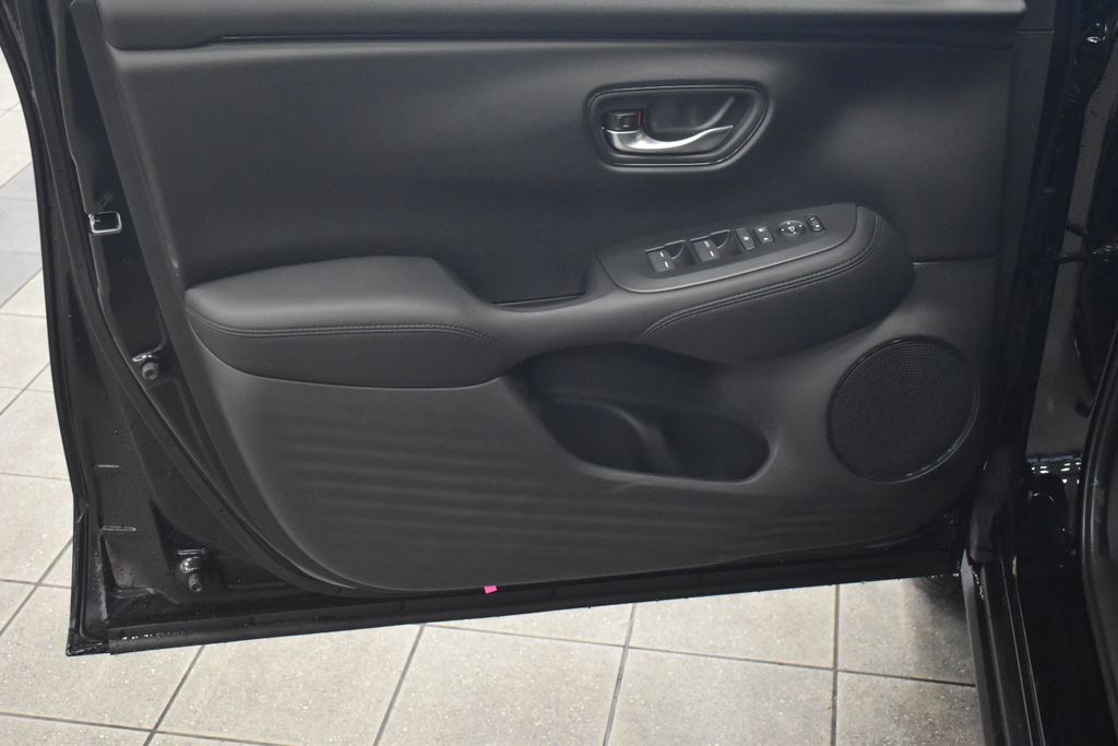 Thumbnail: 2026 Honda HR-V - 8
