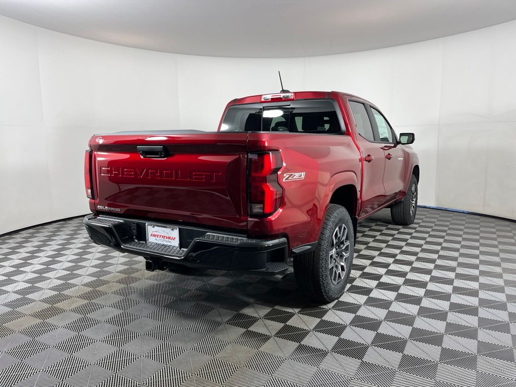 Thumbnail: 2026 Chevrolet Colorado - 16
