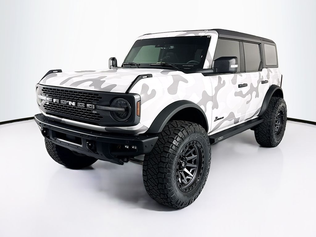 Thumbnail: 2021 Ford Bronco - 1