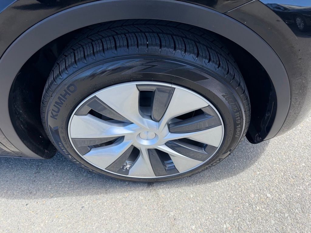 Used 2021 Tesla Model Y SUV