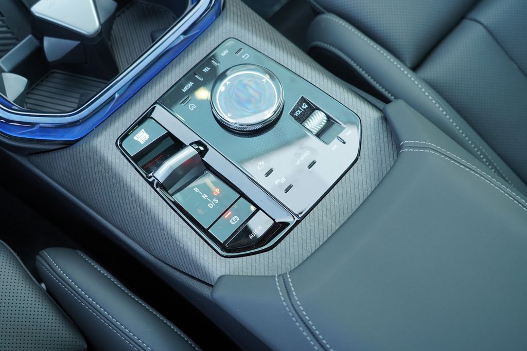 Thumbnail: 2026 BMW X3 - 18