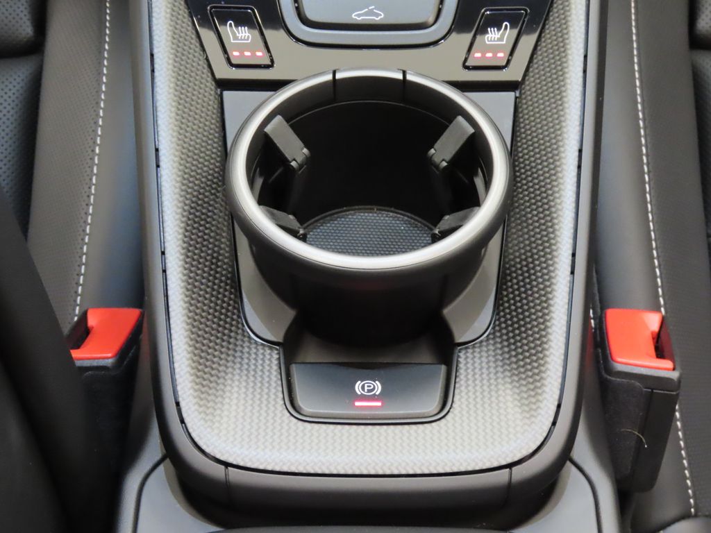 Thumbnail: 2025 Porsche 911 - 30