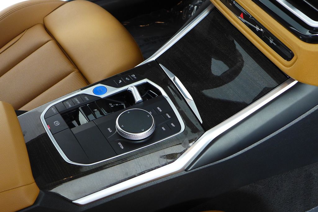 Thumbnail: 2023 BMW i4 - 15