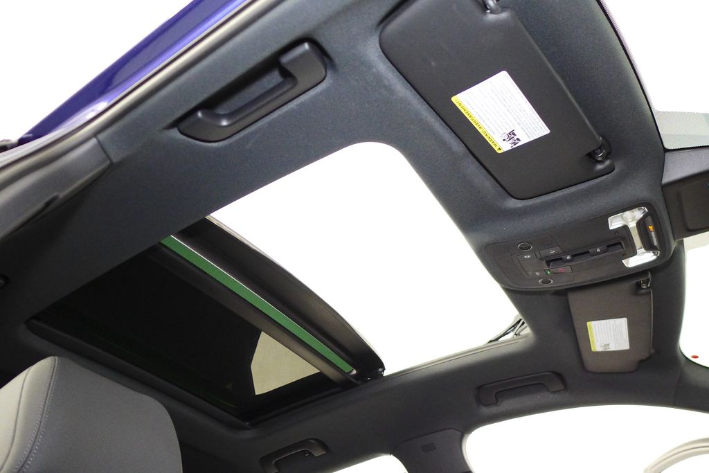 Thumbnail: 2022 Audi Q3 - 18