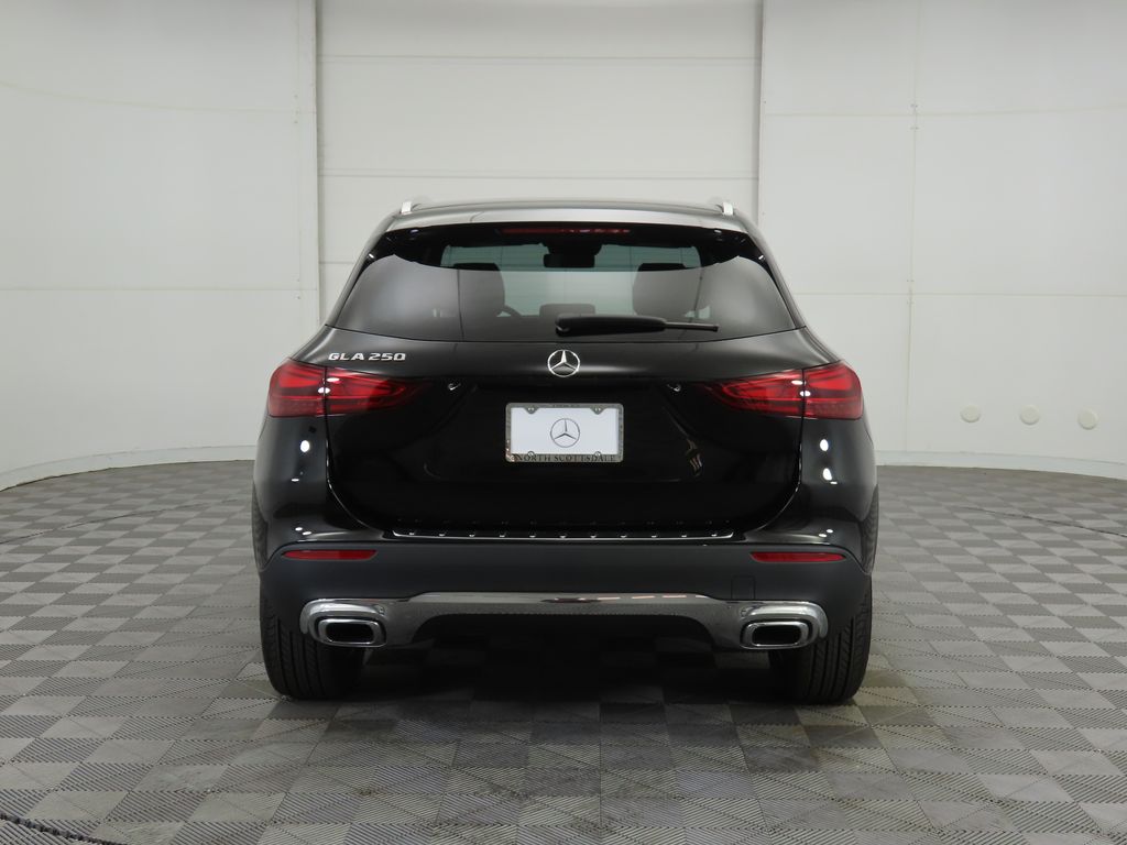 Thumbnail: 2026 Mercedes-Benz GLA - 6
