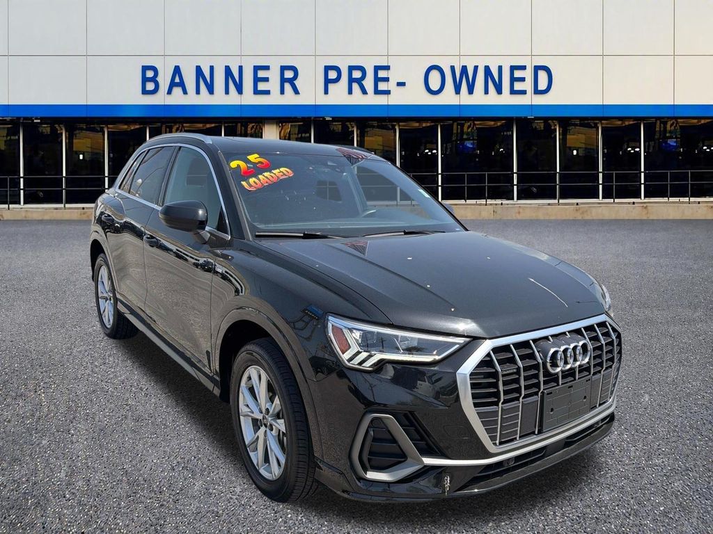 2025 Audi Q3 quattro Premium S Line 45 TFSI