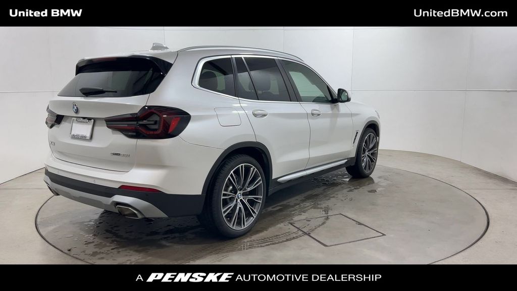 2022 BMW X3 sDrive30i 8