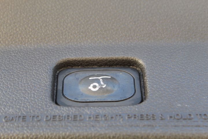 Used Car 2015 Ford Explorer  Xlt For Sale Under $15,000 In Georgetown, Texas