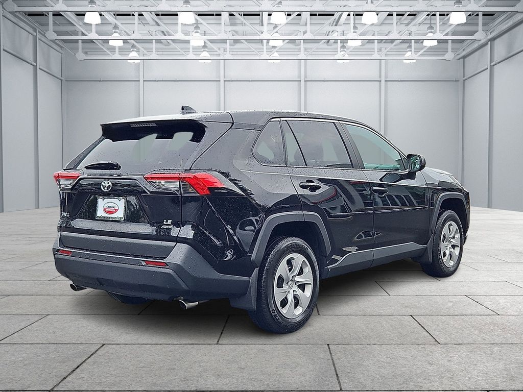 Thumbnail: 2024 Toyota RAV4 - 5