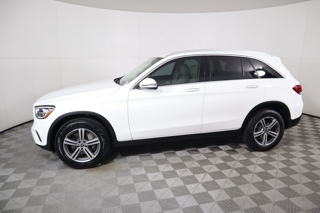 2022 Mercedes-Benz GLC 300 8