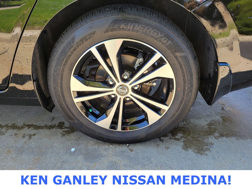 2023 Nissan Sentra SV photo