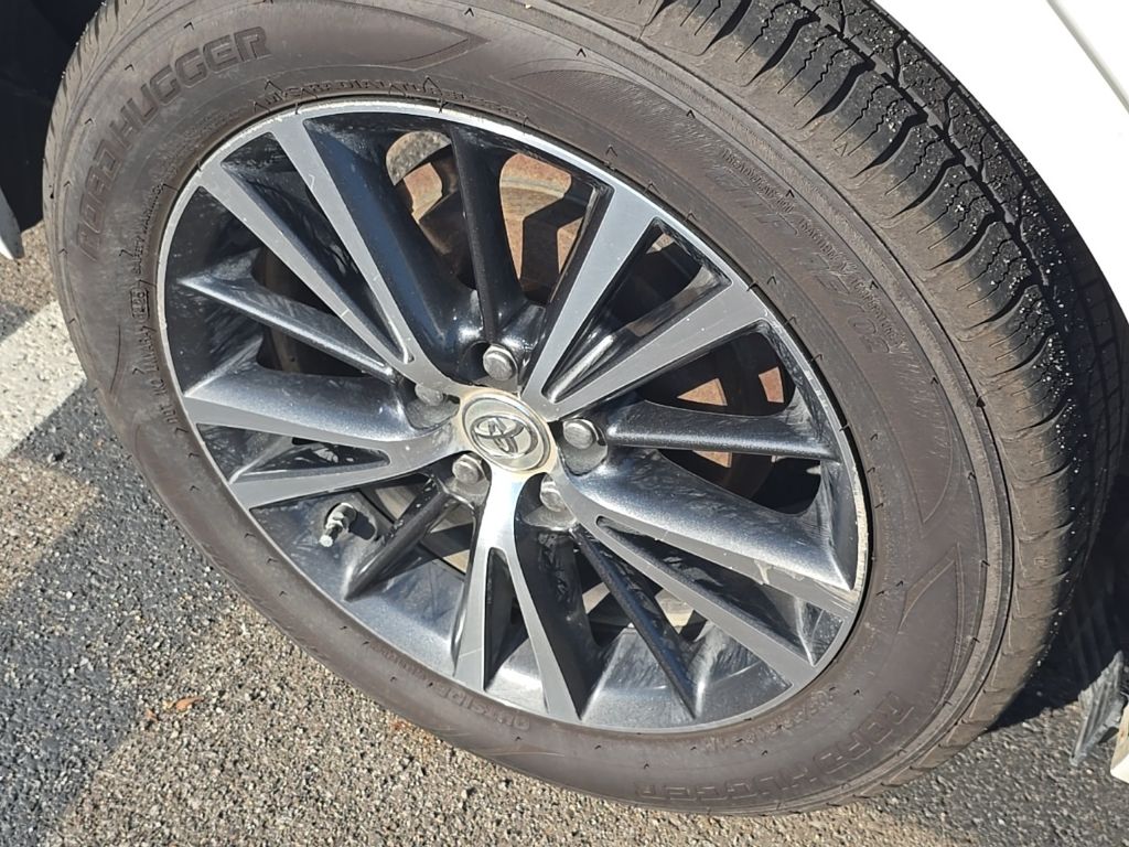 2016 Toyota Corolla L photo 7
