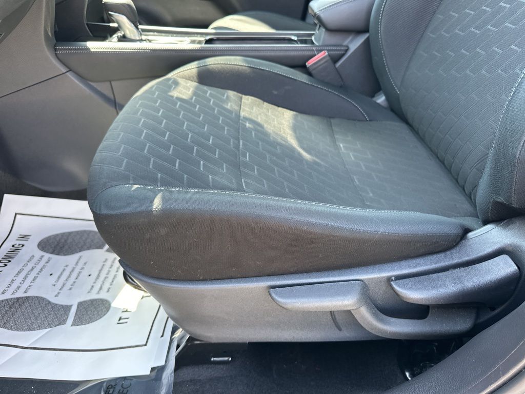 2024 Gun Metallic Nissan Kicks SV FWD SUV