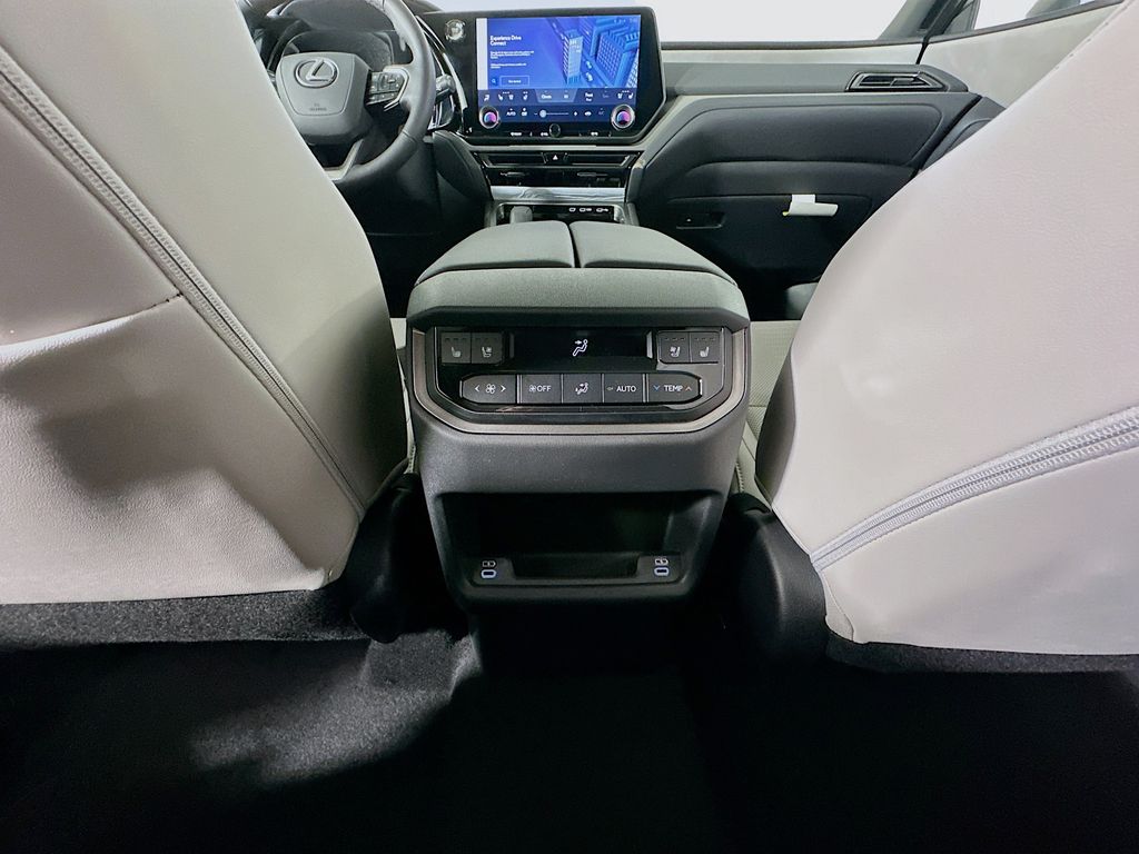 2025 Lexus TX 350 18