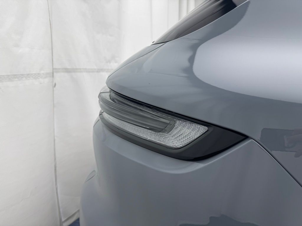 Thumbnail: 2025 Porsche Cayenne - 16