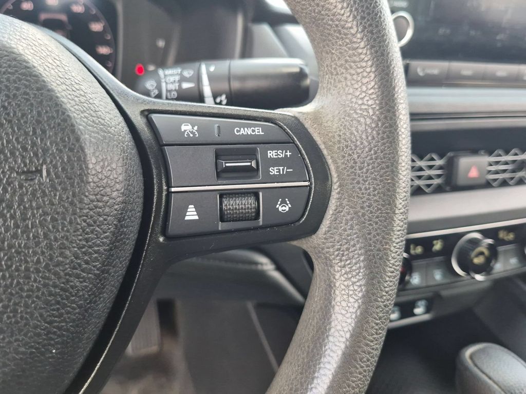 2023 Honda Accord EX - Photo 17