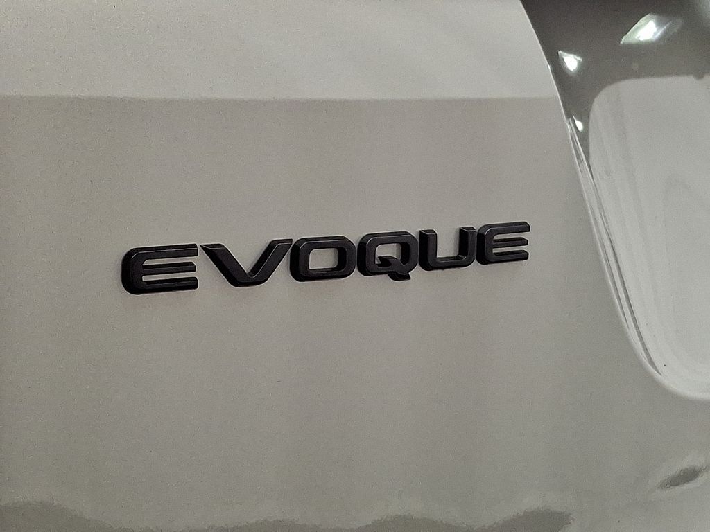 Thumbnail: 2026 Land Rover Range Rover Evoque - 17