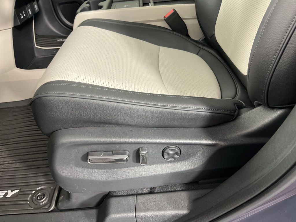 Thumbnail: 2026 Honda Odyssey - 26