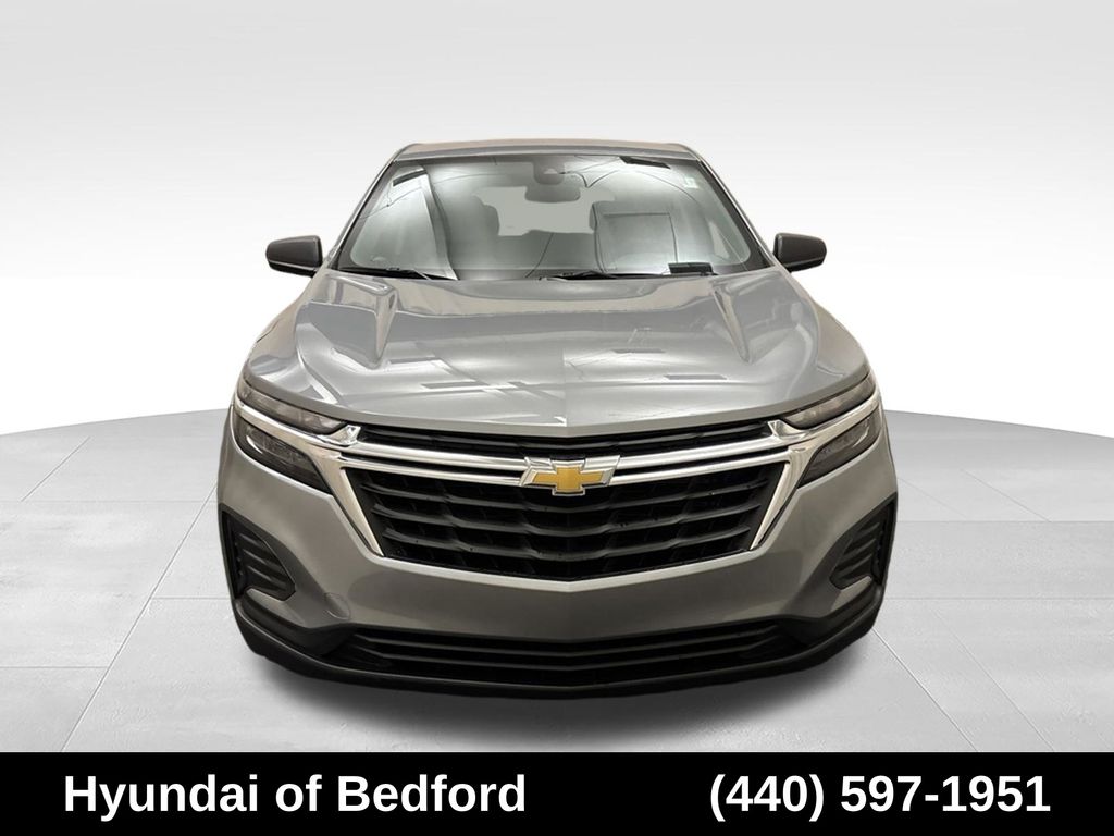 2023 Chevrolet Equinox LS - Image 2