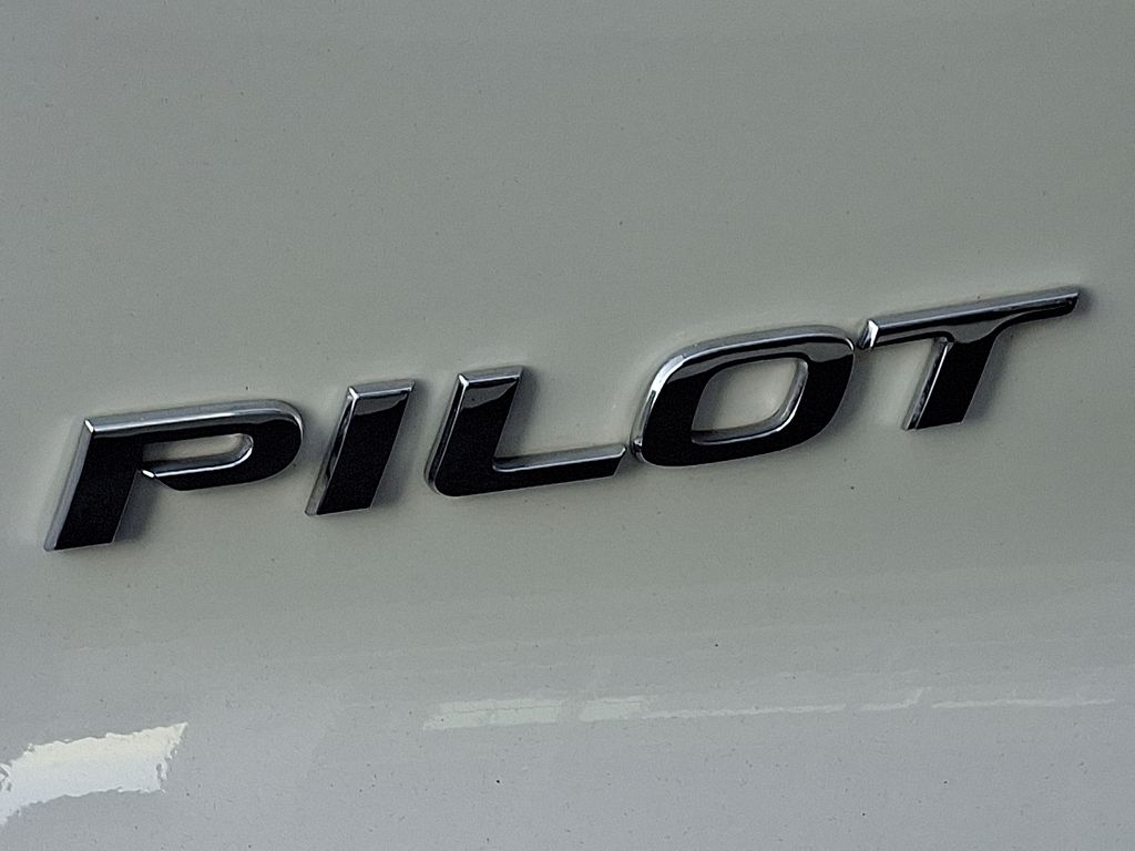 Thumbnail: 2022 Honda Pilot - 30