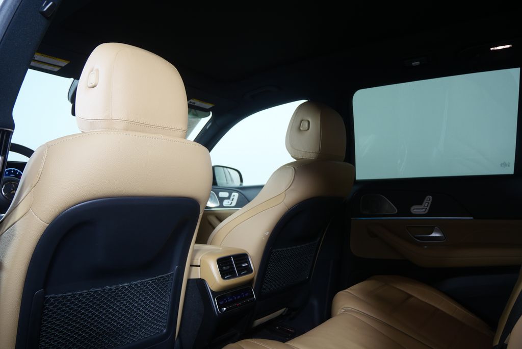 Thumbnail: 2024 Mercedes-Benz GLS - 19