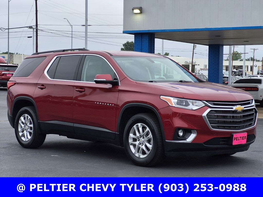 Cajun Red Tintcoat 2020 Chevrolet Traverse LT Cloth FWD SUV / Crossover Front-Wheel Drive 9-Speed Automatic