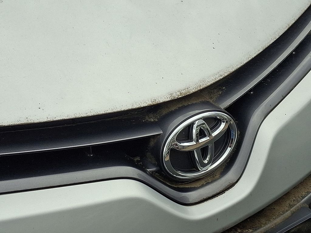 Thumbnail: 2015 Toyota Corolla - 4