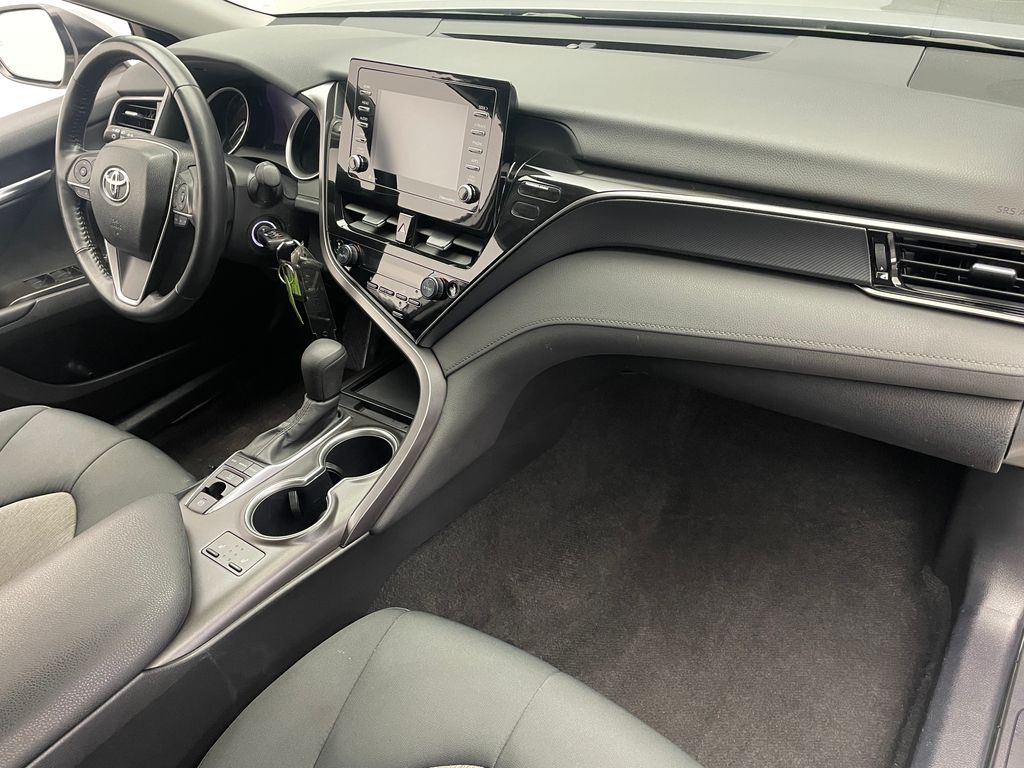 Thumbnail: 2024 Toyota Camry - 16