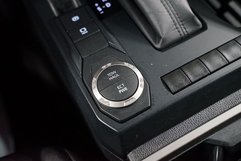 Thumbnail: 2024 Toyota Tacoma - 24