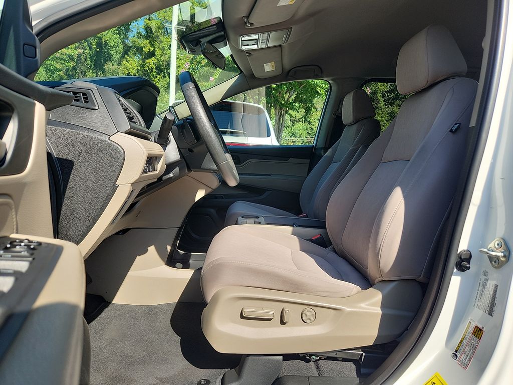 Thumbnail: 2020 Honda Odyssey - 14