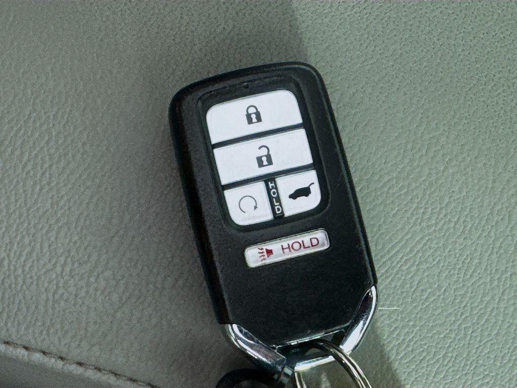 Used Car 2021 Honda Cr-v Hybrid  Ex-l For Sale Under $30,000 In Austin, Texas